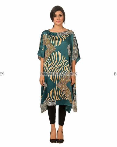 Green Contrast Printed Poncho For Women